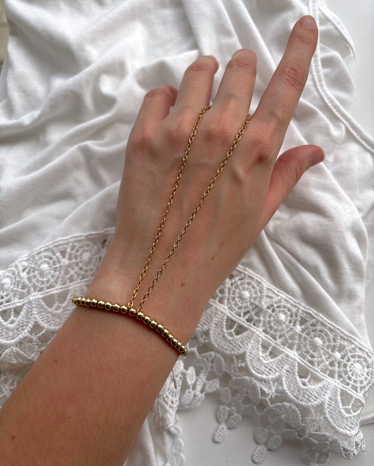 Fall in Love Hand Chain