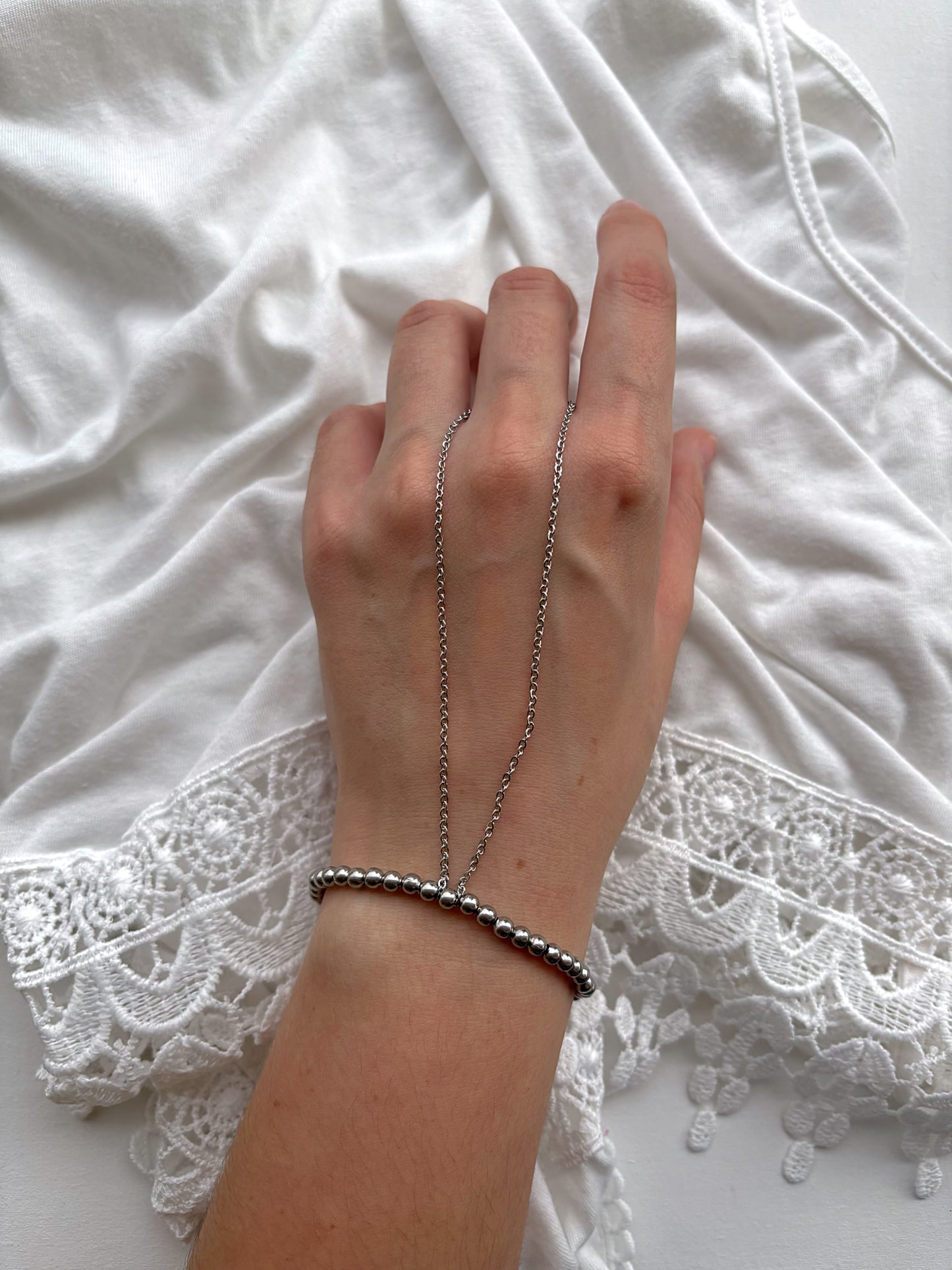 Fall in Love Hand Chain