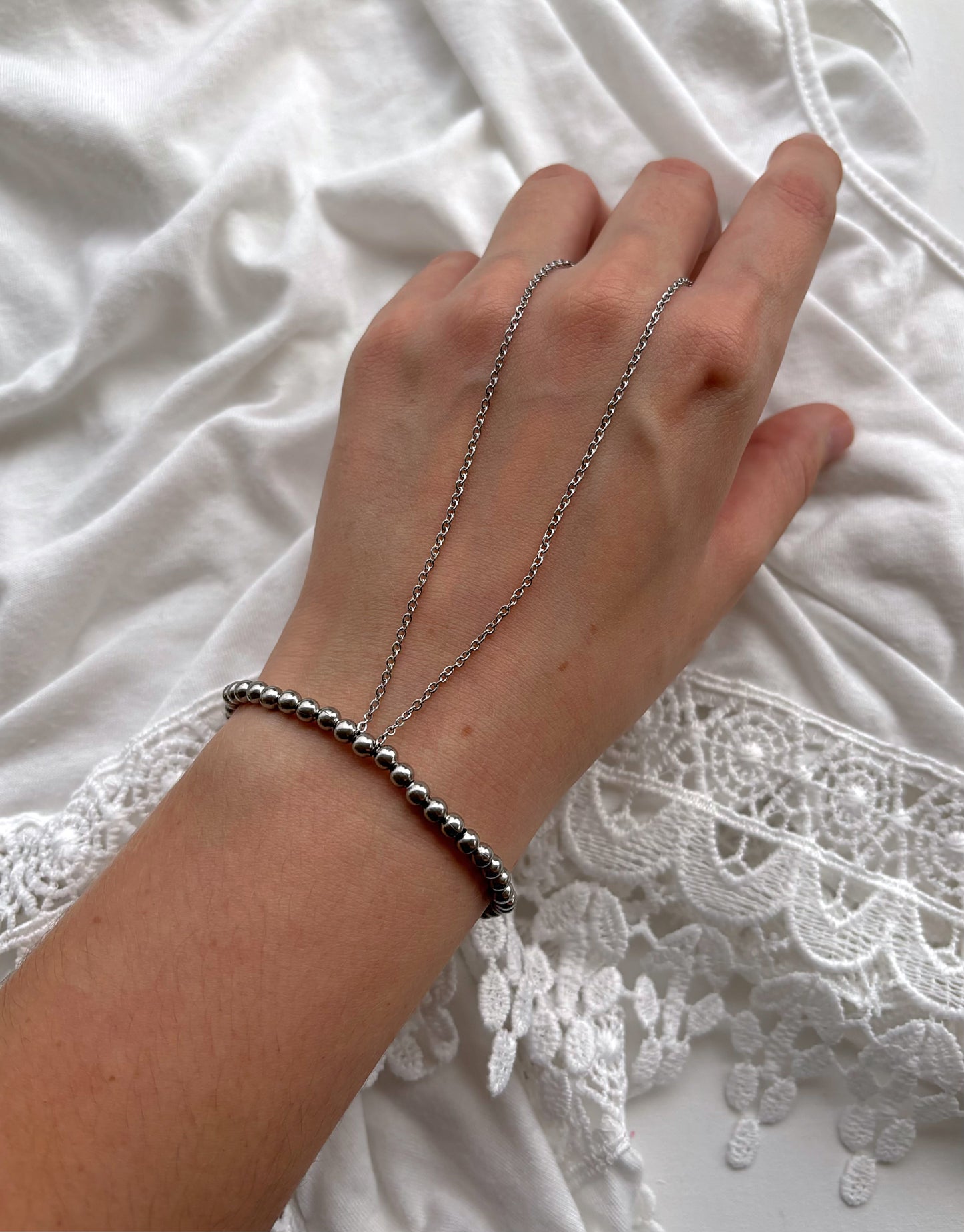 Fall in Love Hand Chain