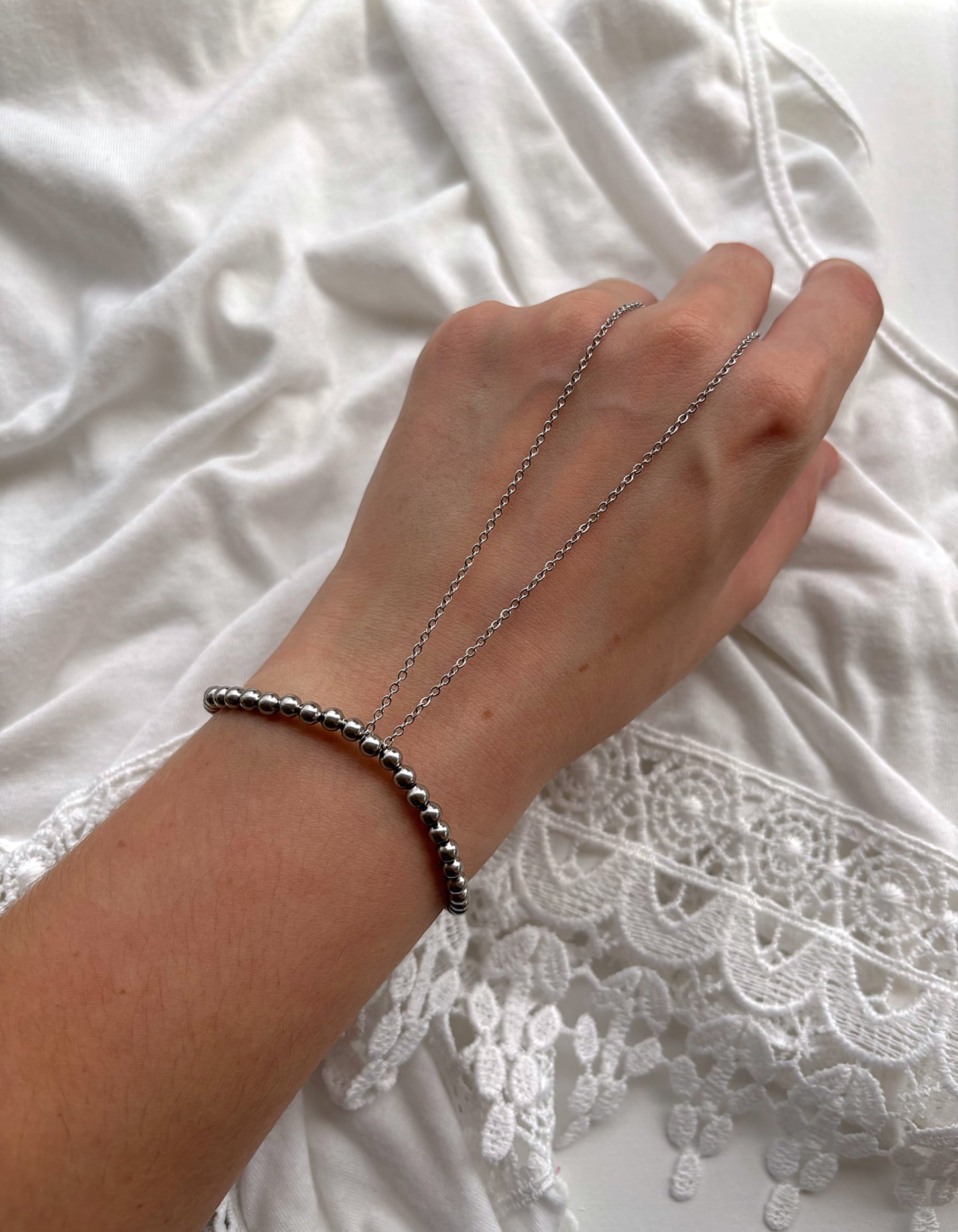 Fall in Love Hand Chain