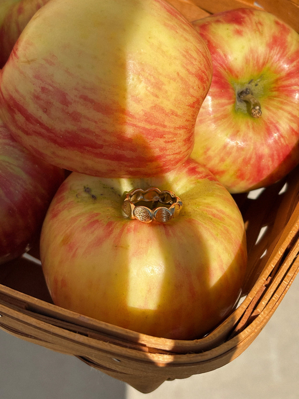 Applewood Ring
