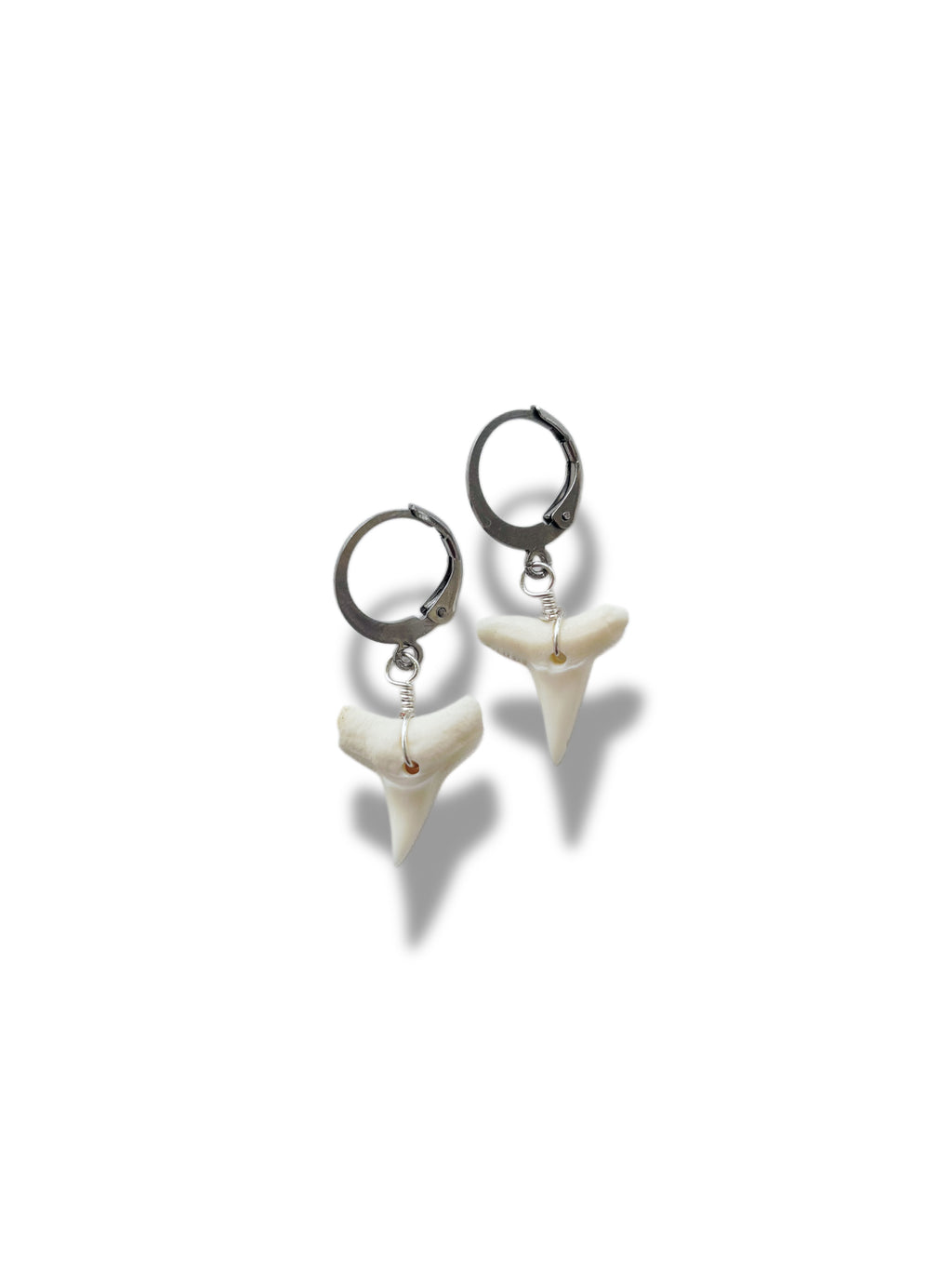 Isla Fang Earrings