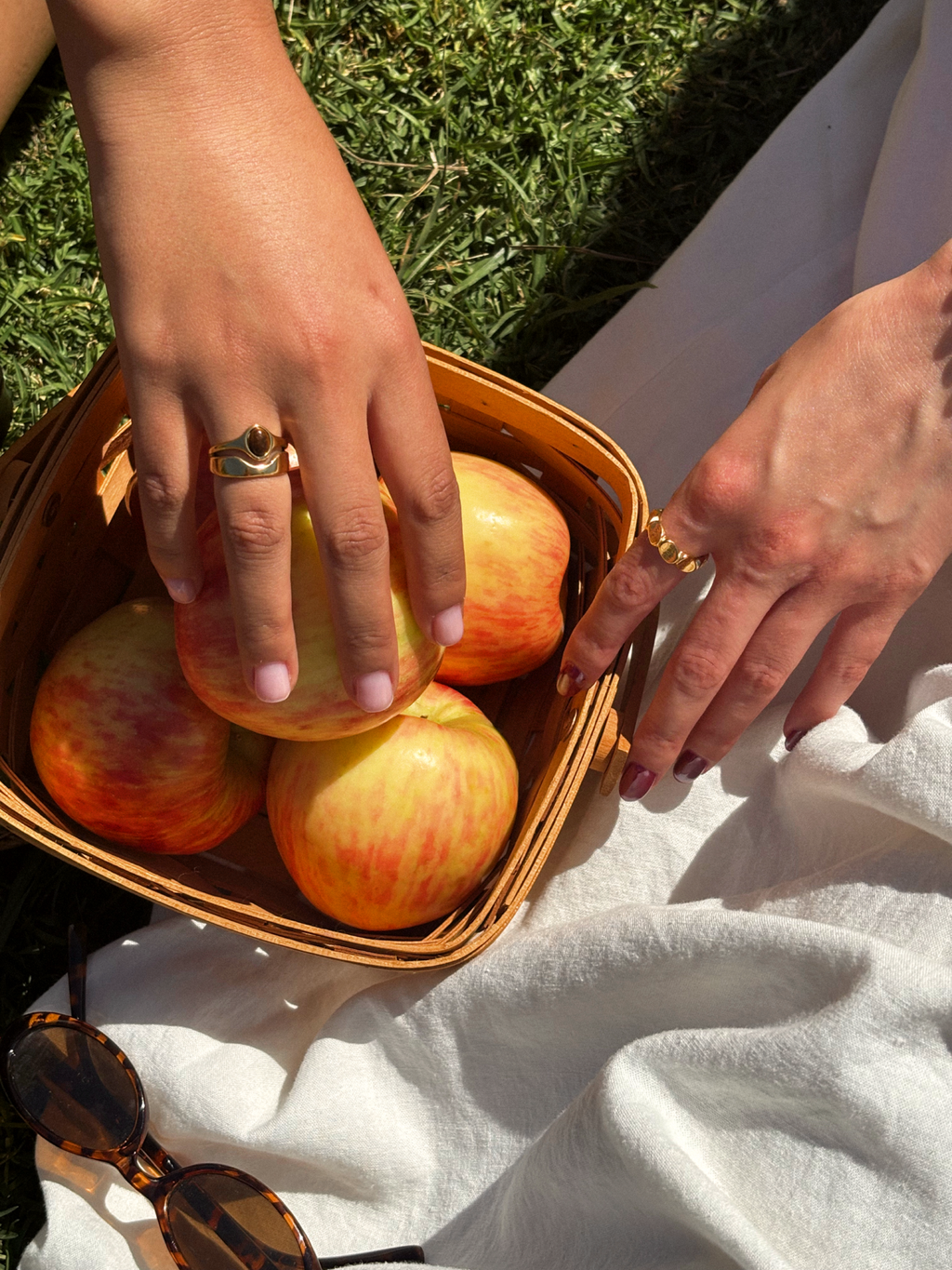 Applewood Ring