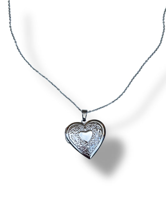 Clara’s Locket Necklace