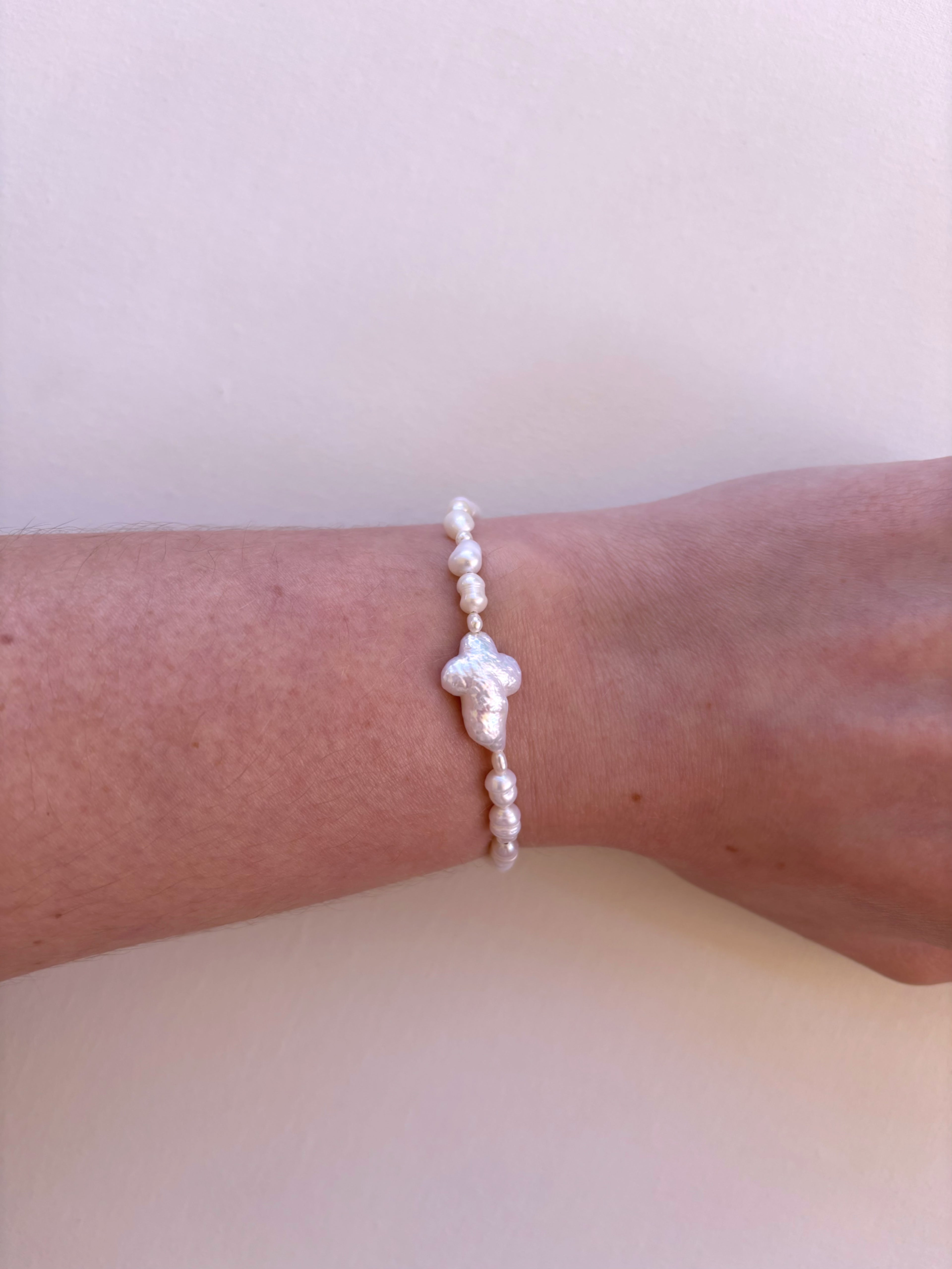 Seaside Pearl Bracelet