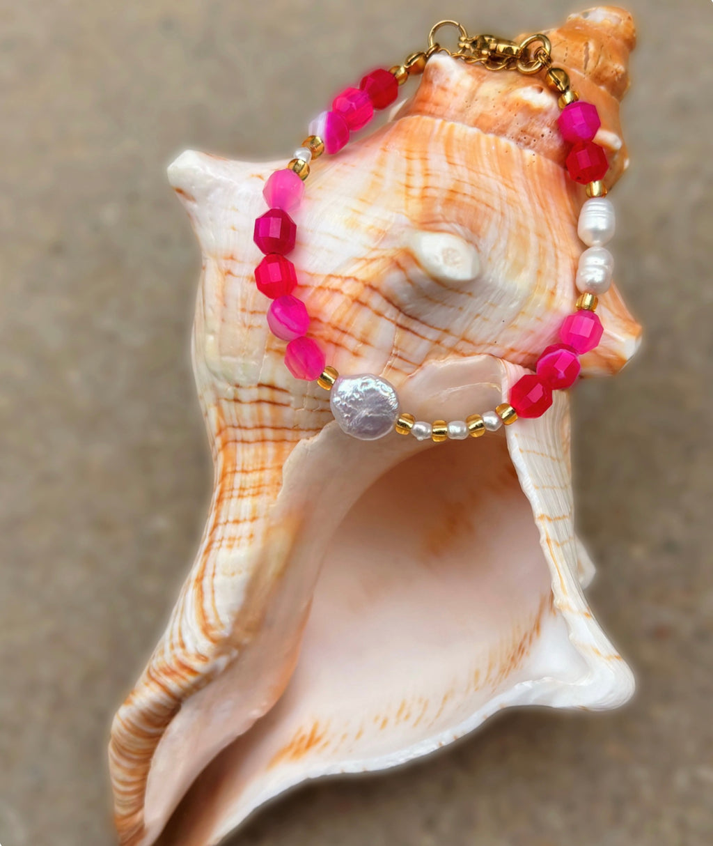 Hibiscus Haze Bracelet