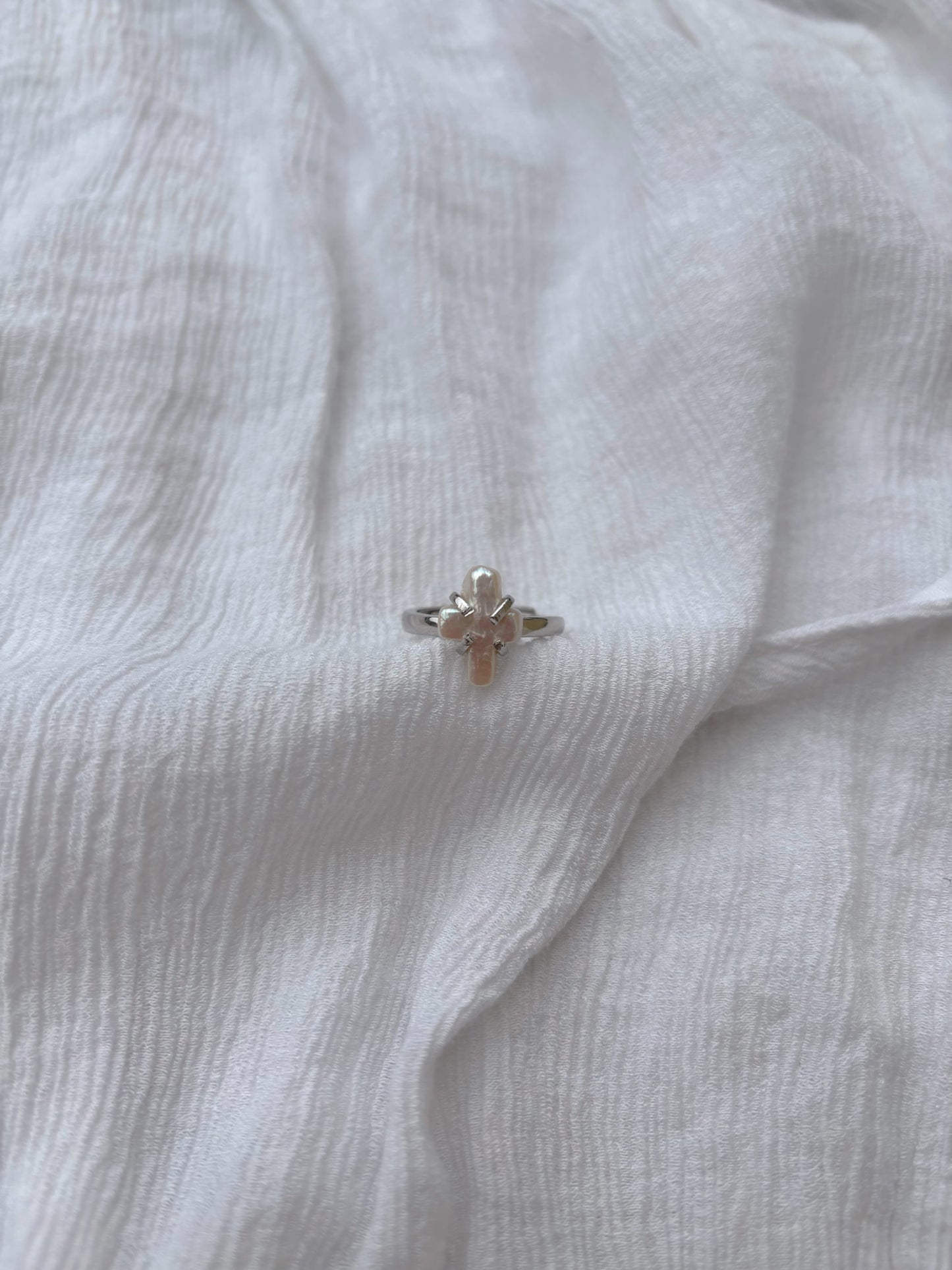 Pearl Cross Ring