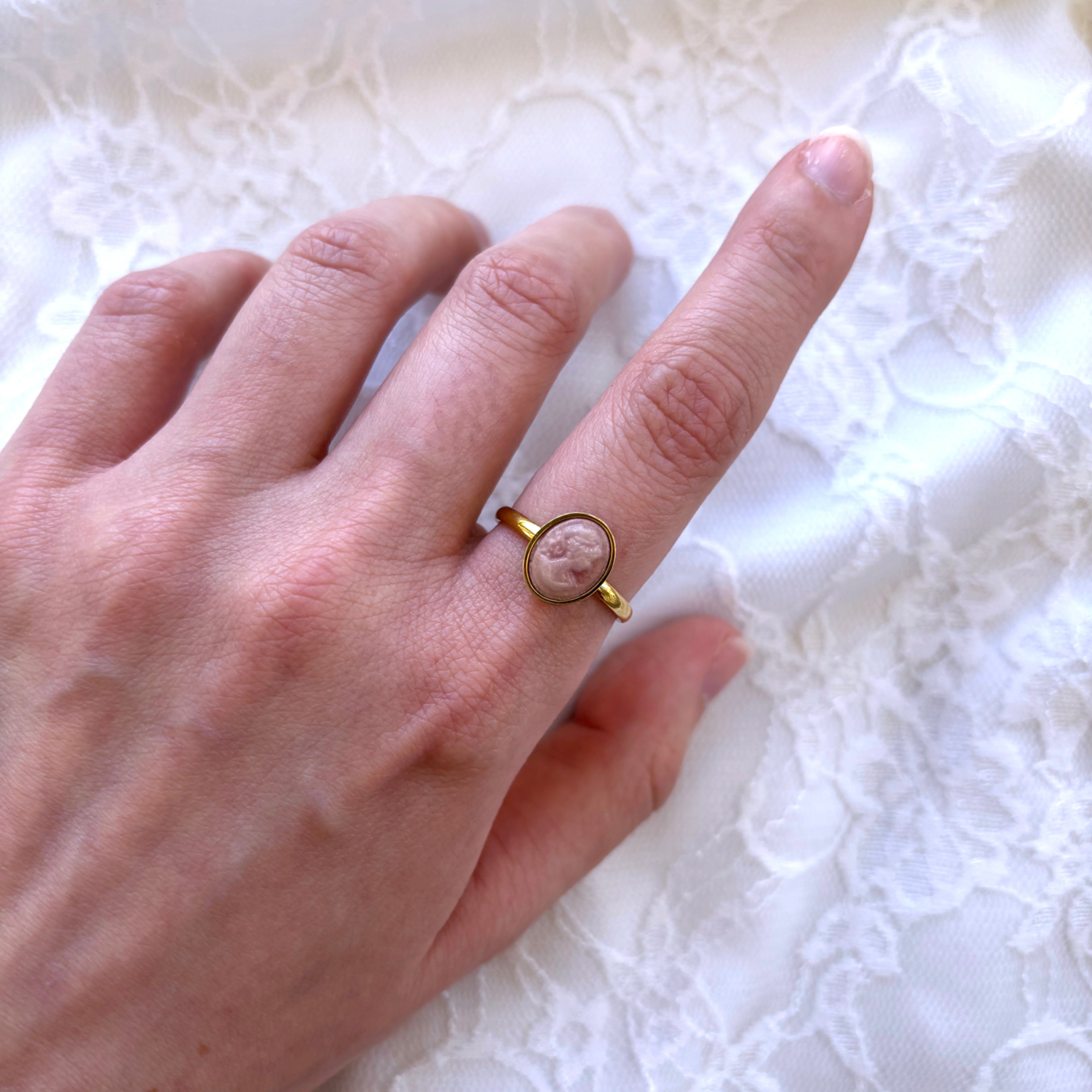 Cameo Ring