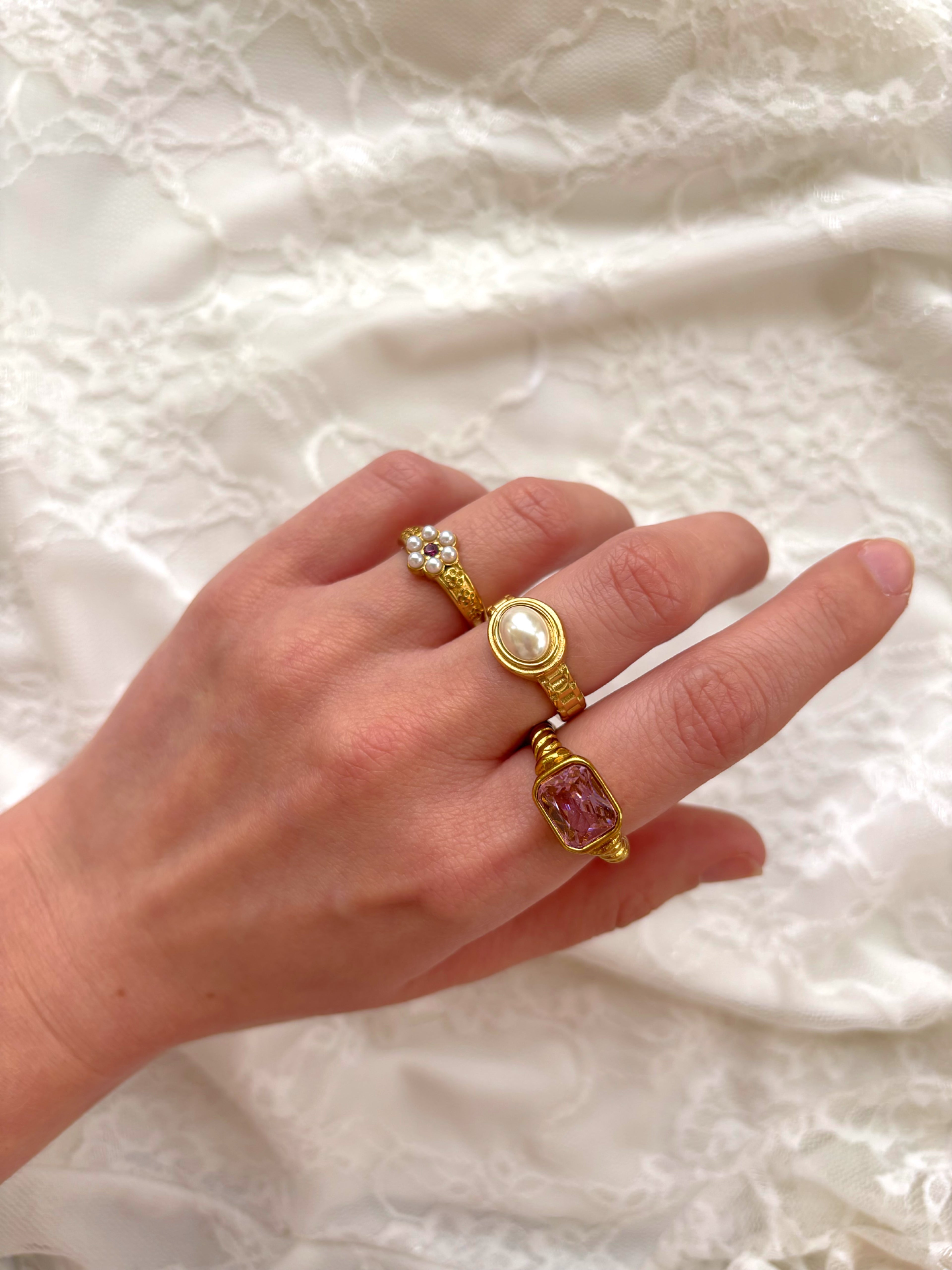 Flora Del Sol Ring