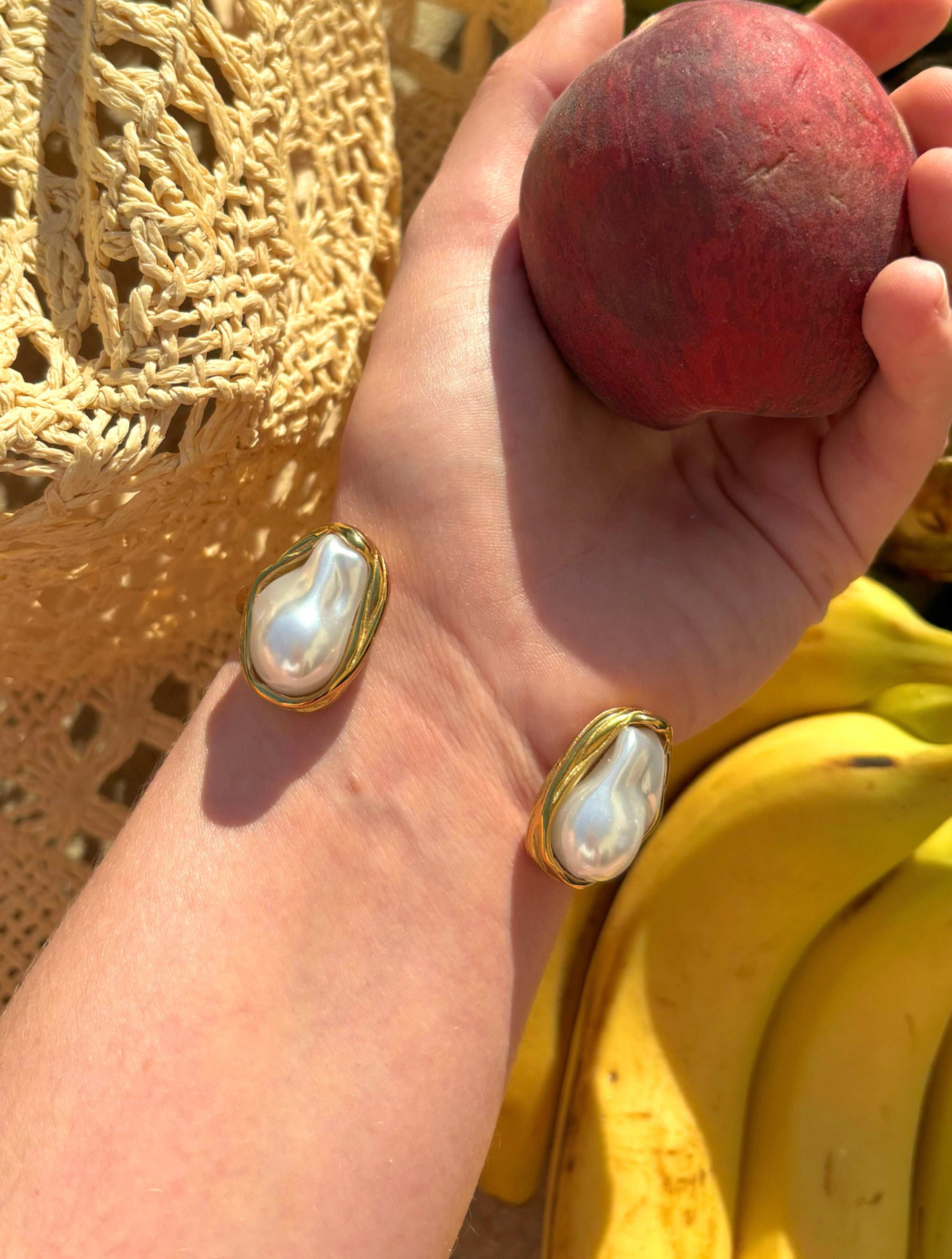 Coconut Coast Cuff