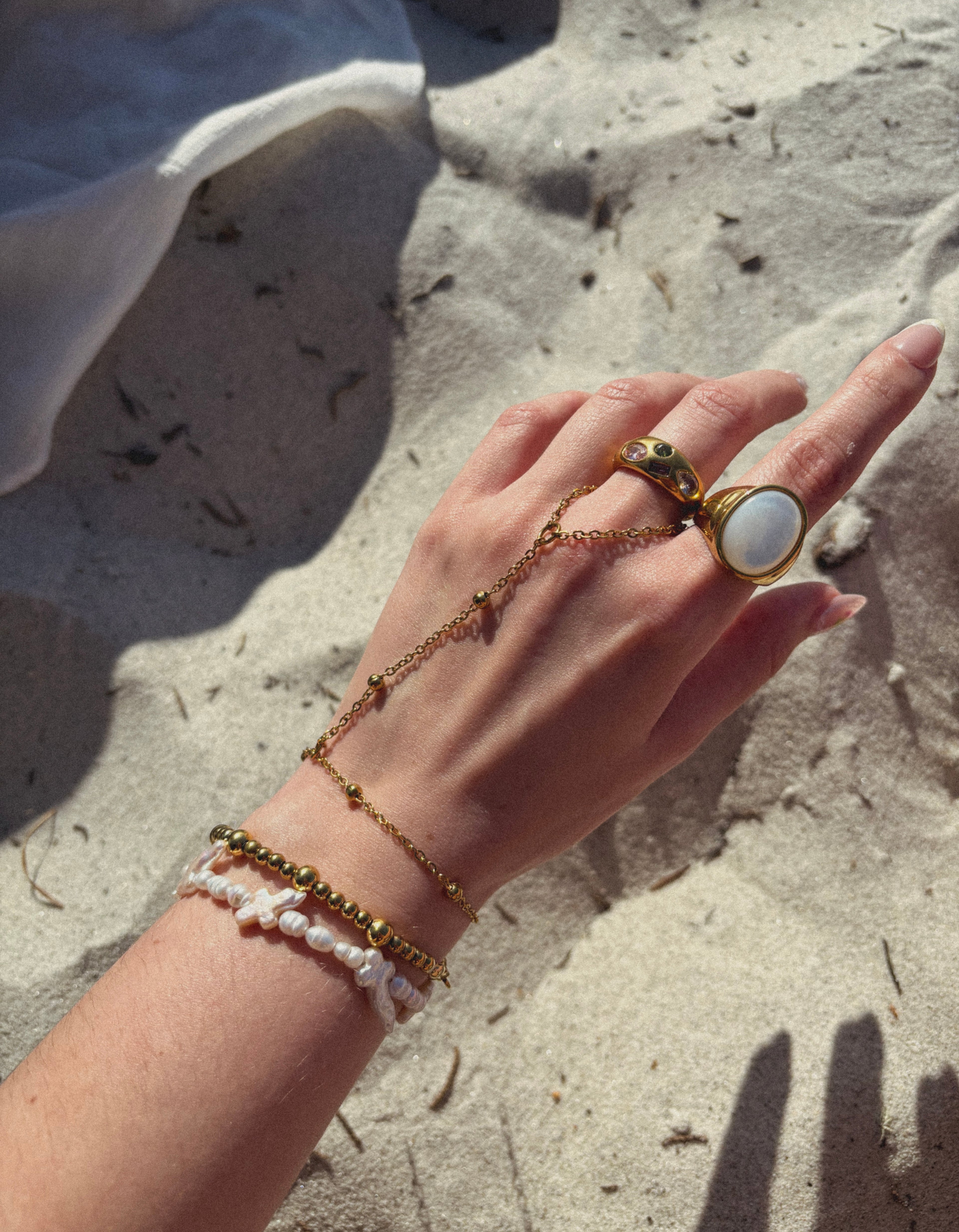 Island Breeze Hand Chain