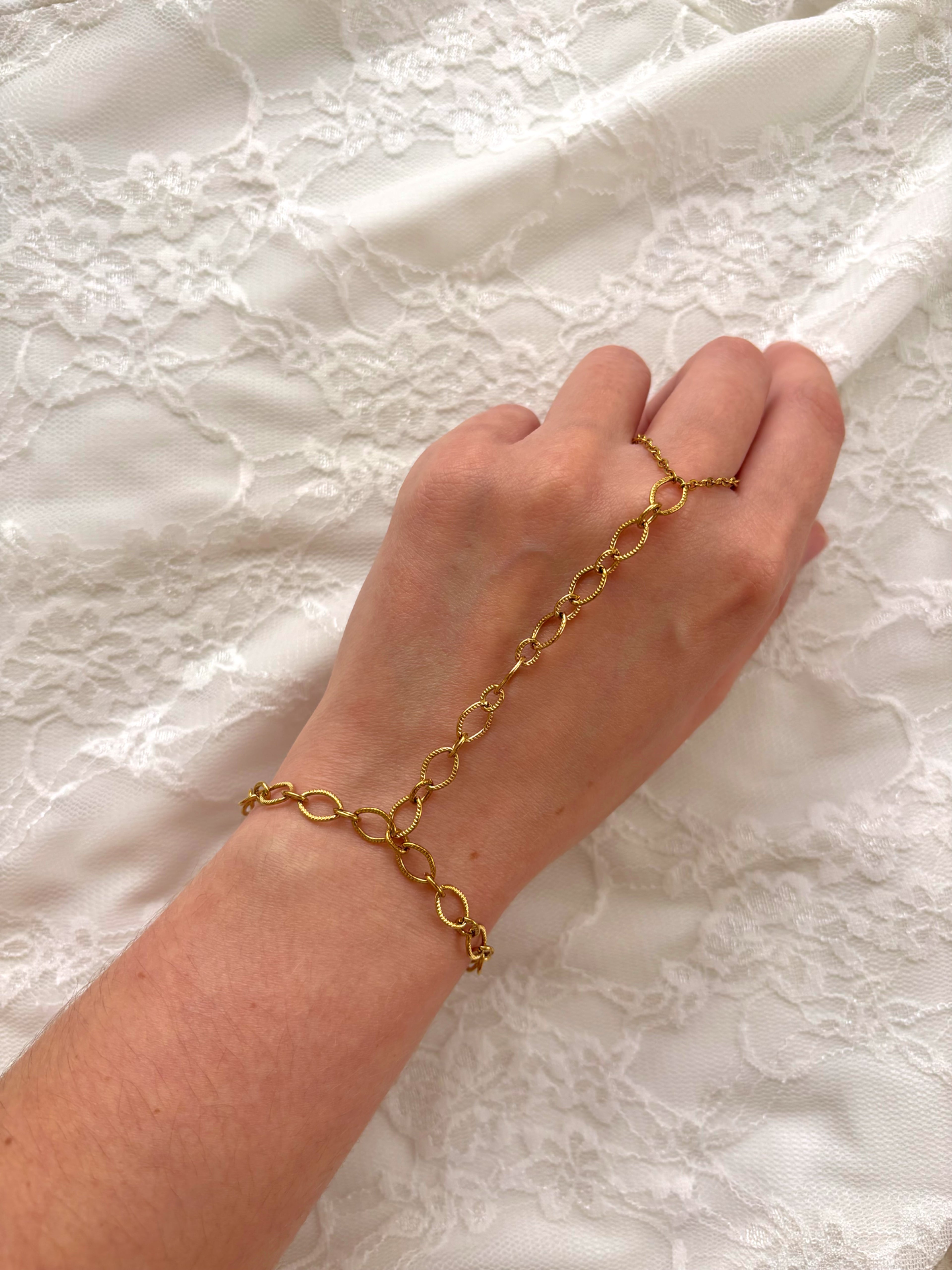 Flora Del Sol Hand Chain