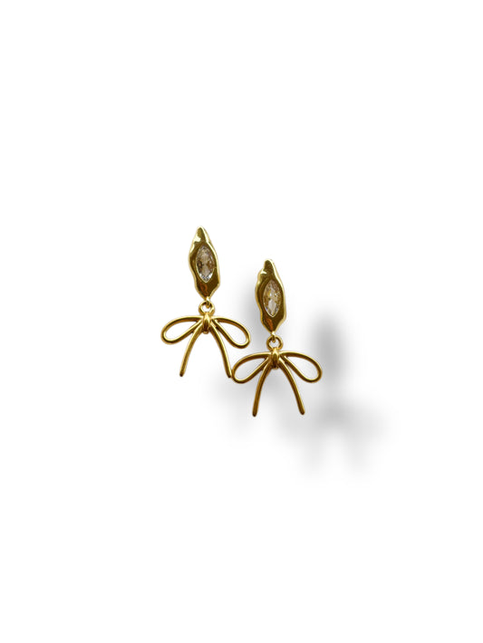 Love Me Knot Earrings