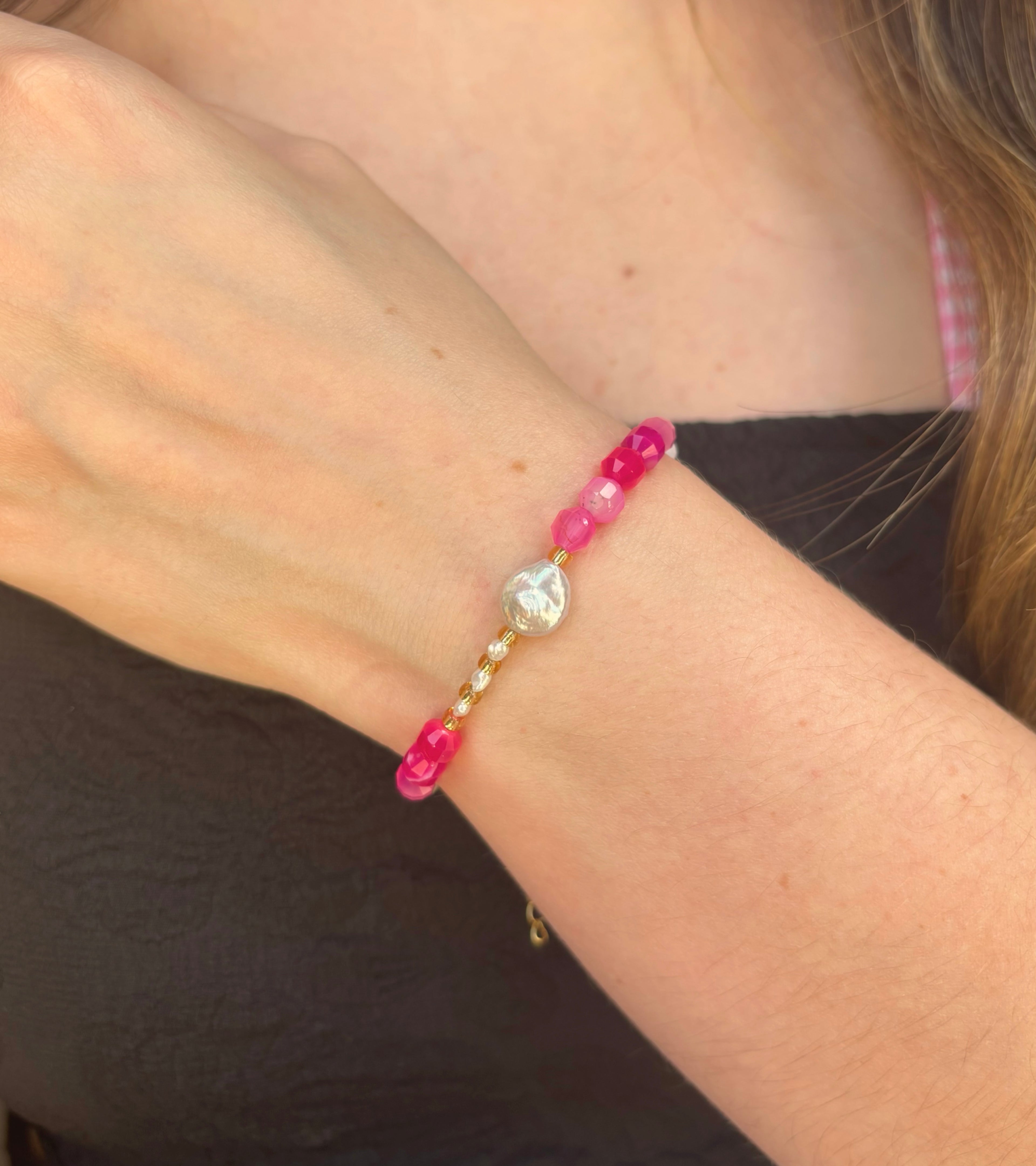 Hibiscus Haze Bracelet