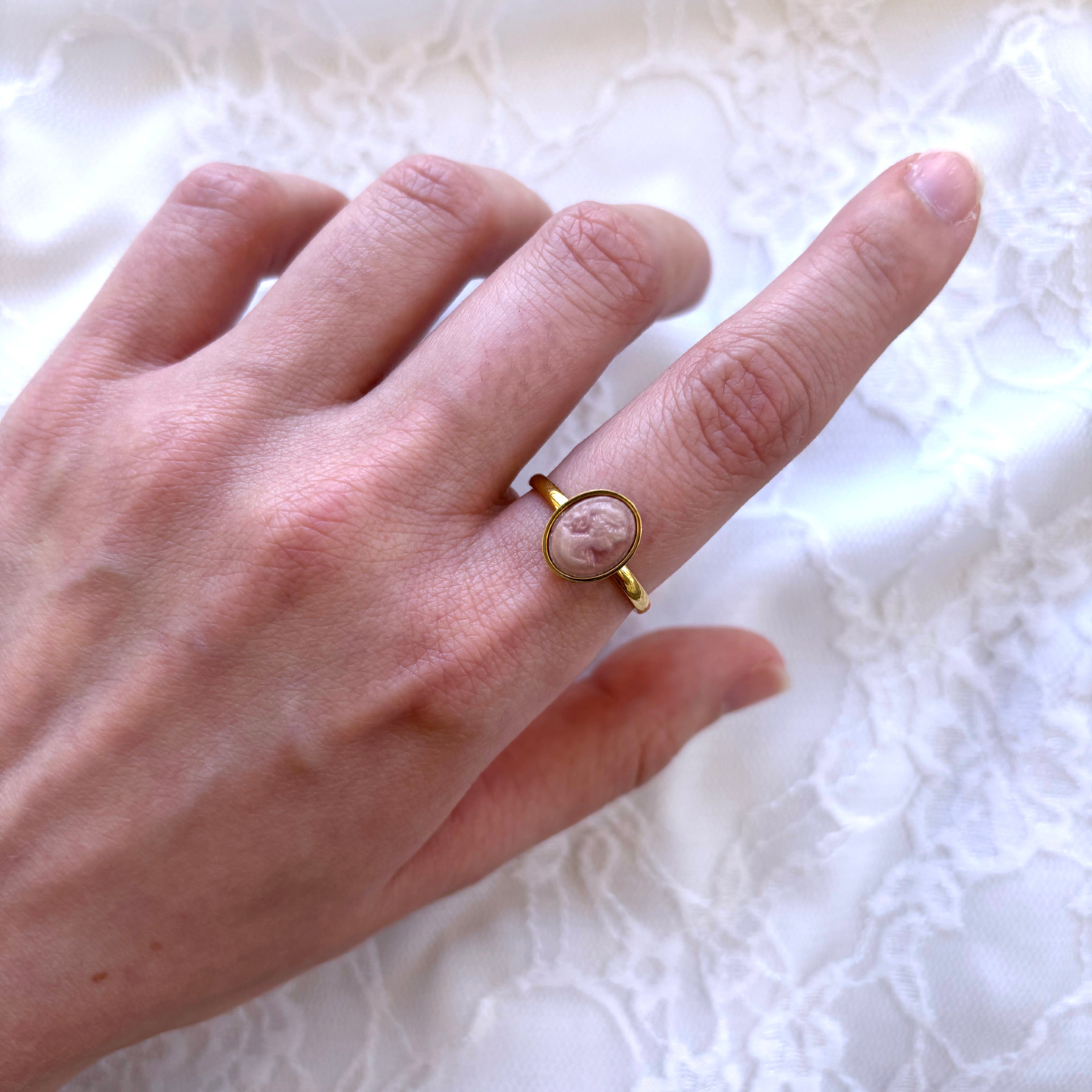 Cameo Ring